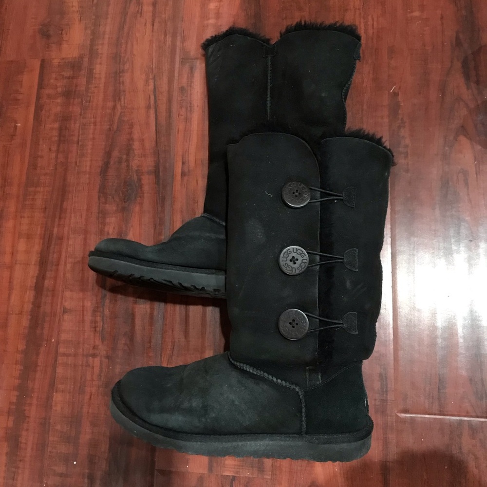 UGG Bailey Button Triplet Boot